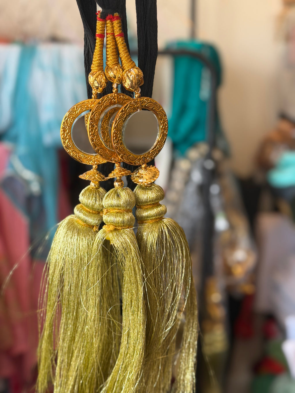 Handcrafted Traditional Paranda – Hair Accessory
