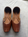 Punjabi Jutti – Classic Brown Leather Flats