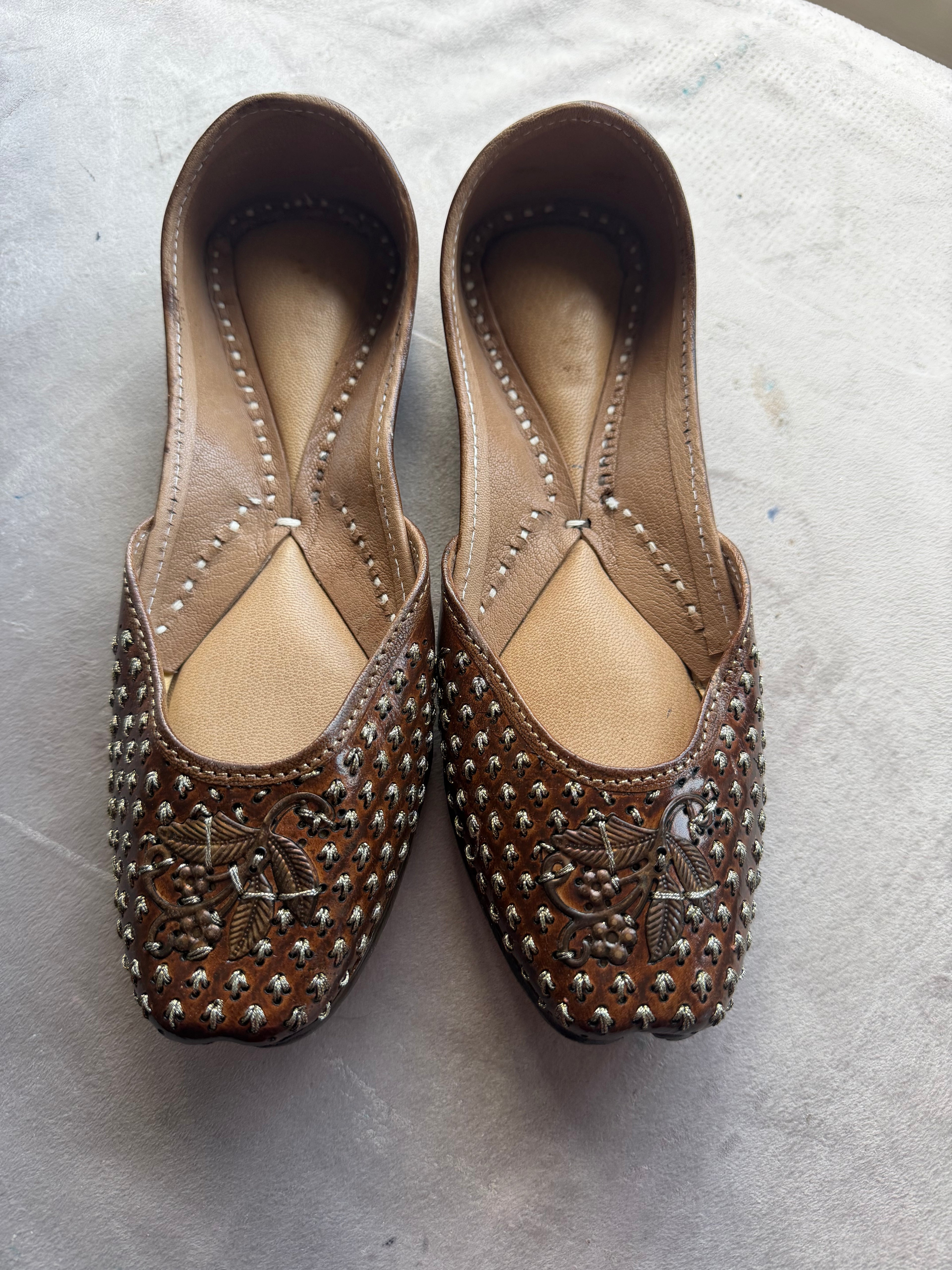 Pure Leather Punjabi Jutti – Antique Gold Embroidered Flats
